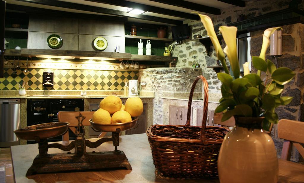 A Casa De Filomena Otel Boiro Oda fotoğraf